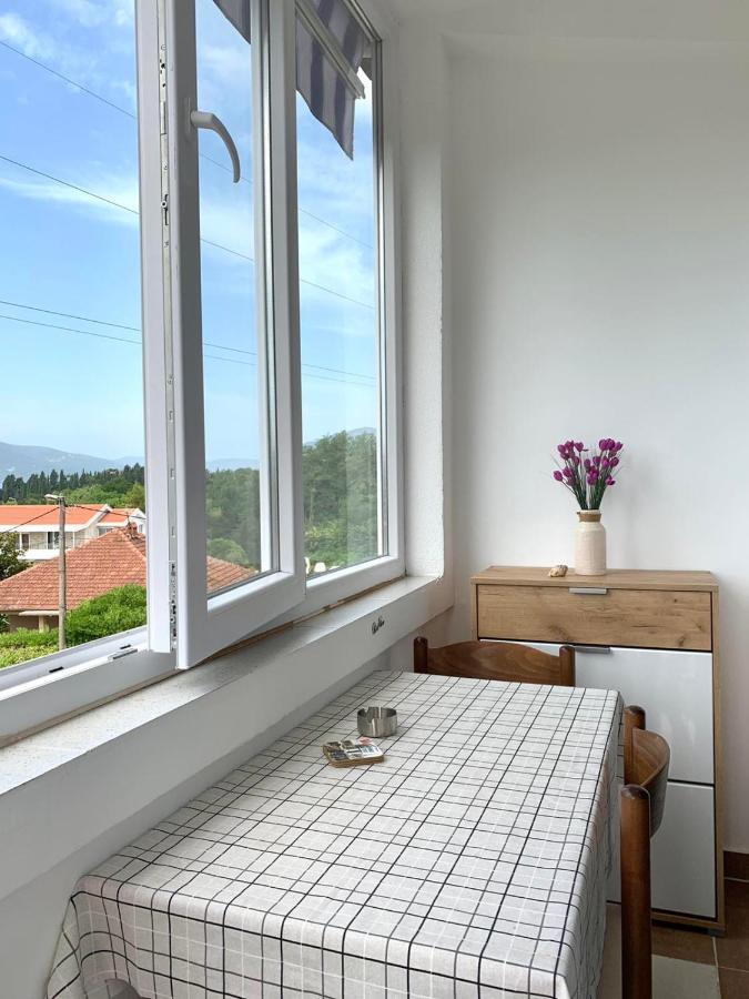 Apartman Dma Tivat Eksteriør billede