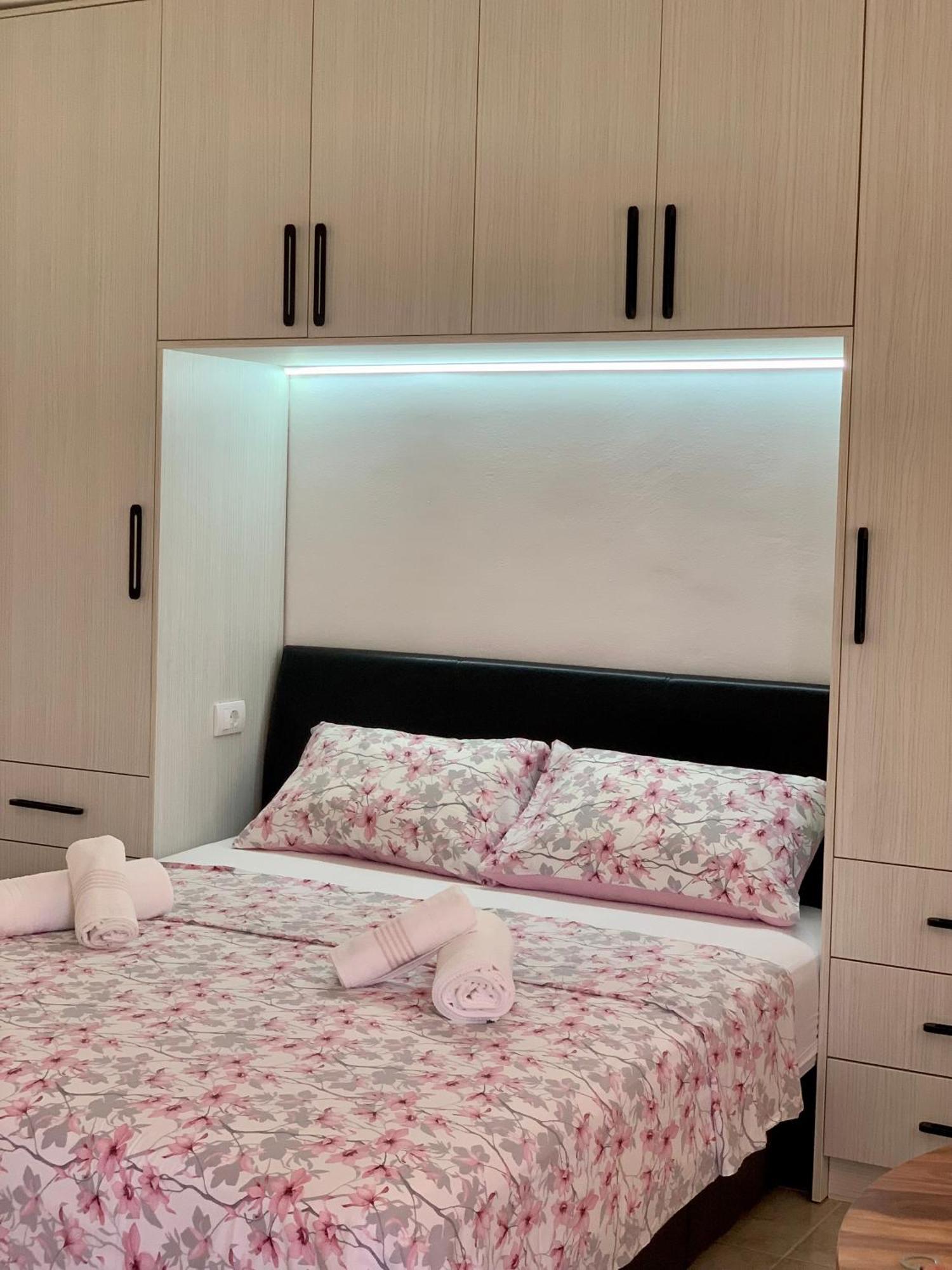 Apartman Dma Tivat Eksteriør billede